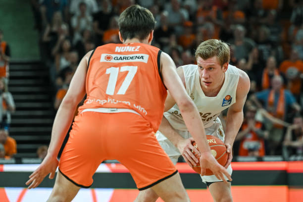 进一步提升 进一步提升