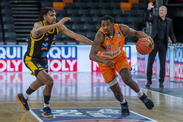 名球员的临 名球员的临