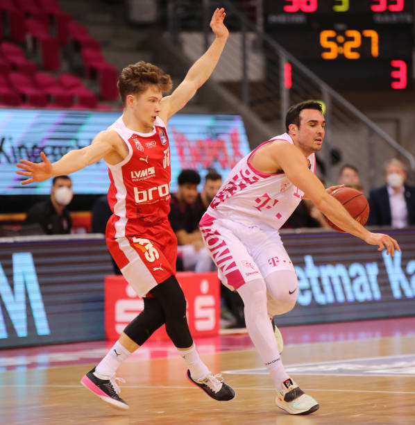 在几乎相同 在几乎相同