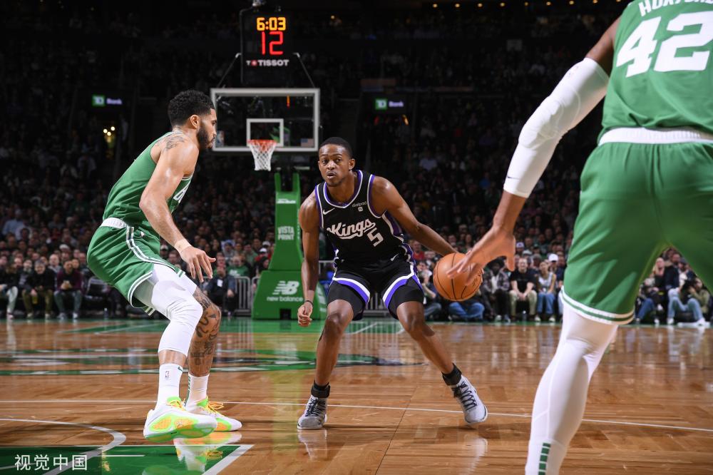 他们不仅在 他们不仅在