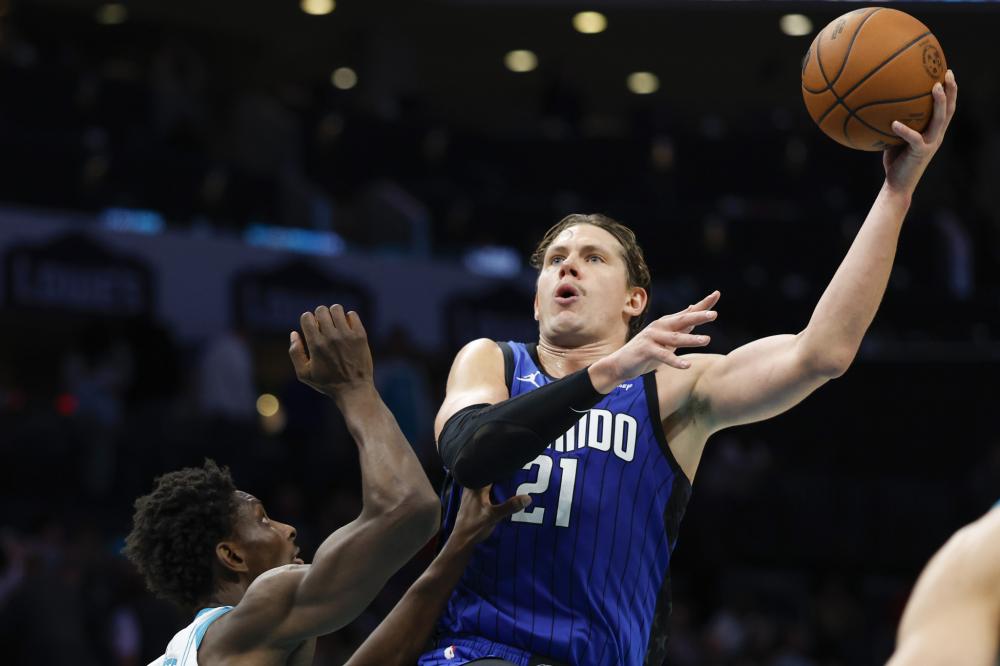 球中的影响 球中的影响