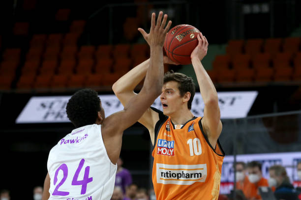 唐斯冲突 唐斯冲突