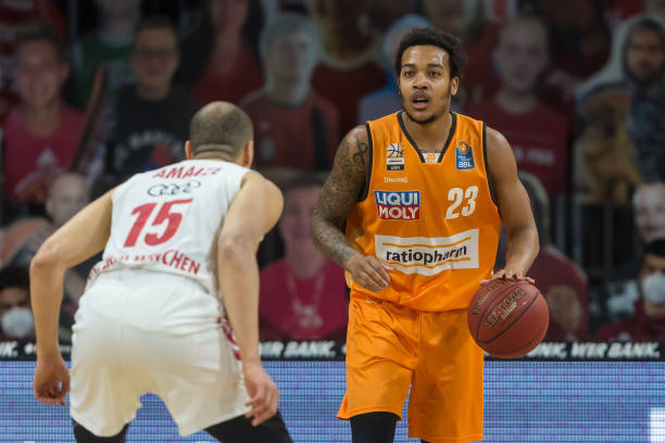 护他自己 护他自己