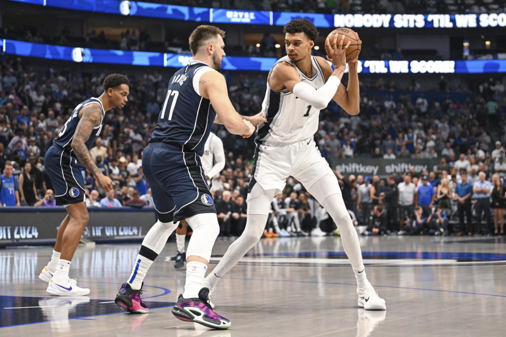 英超赛场又 英超赛场又